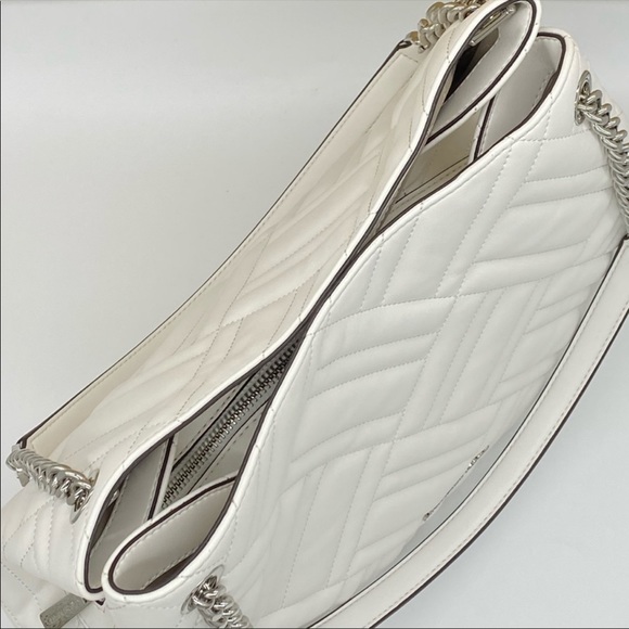 MICHAEL KORS PEYTON LARGE CHAIN SHOULDER TOTE
NWT - Picture 8 of 16